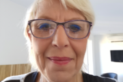 Evelyne De Caro
