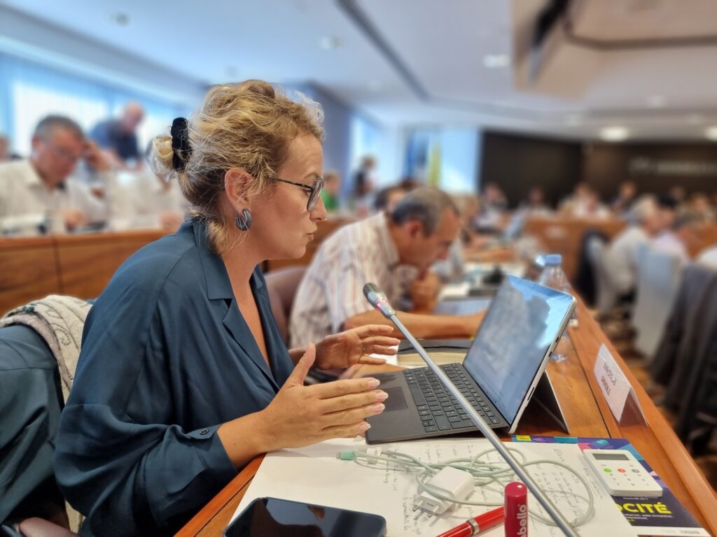 Intervention d'Emilie Chalas sur la cession de Grenoble Habitat